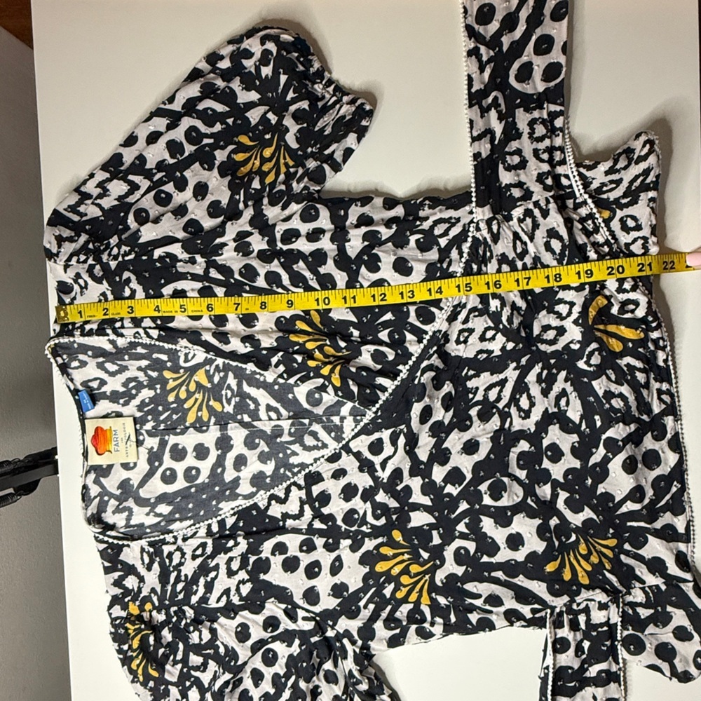 FARM Rio | Leopard Print Wrap Top Short Sleeve Blouse  | Black/White | Size M - Picture 11 of 12